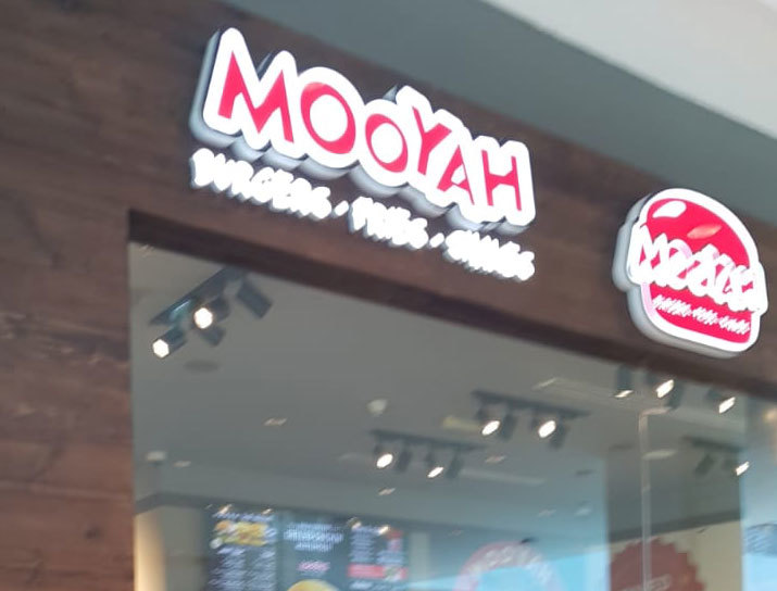 Mooyah Springs Souk Mall Dubai4