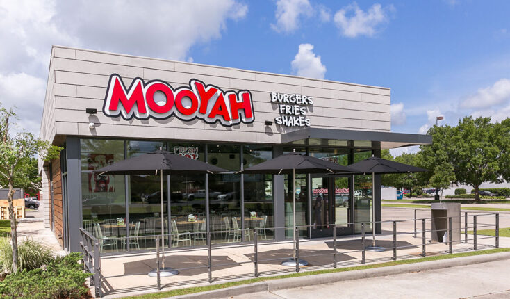 MOOYAH Houma Exterior Best Burger Restaurant